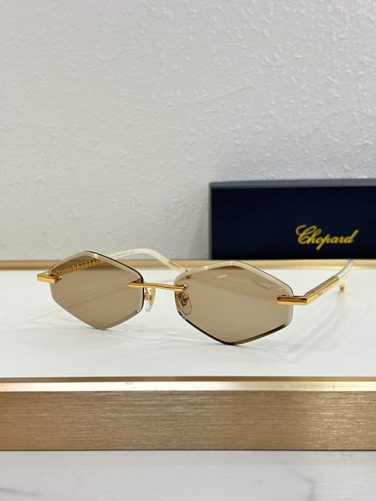 Picture of Chopard Sunglasses _SKUfw76702800fw